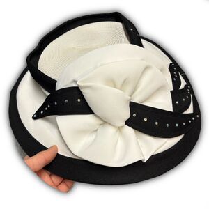 Ms. Divine Church Fascinator Hat